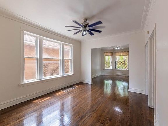 4th image of 6351 S Artesian Ave