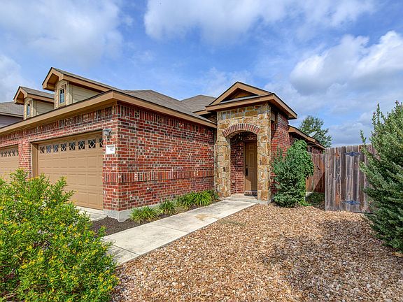 3rd image of 517 Creekside Cir