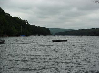 Finn Swamp Rd, Lakeville, PA 18438