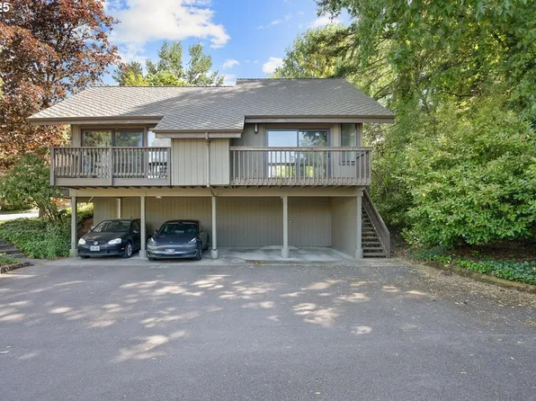 7752 SW Barnes Rd Unit B, Portland, OR 97225
