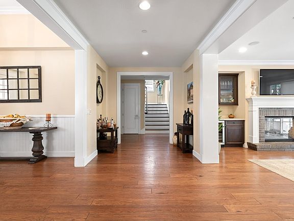 5th image of 106 Carnoustie Dr