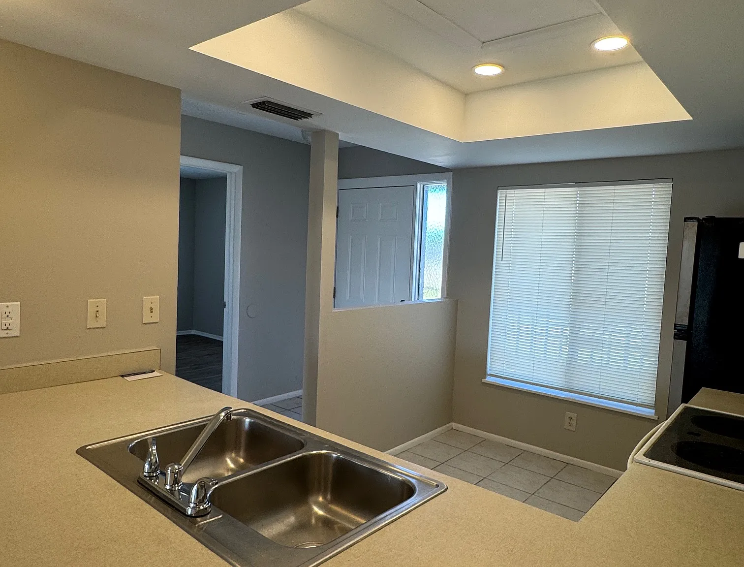 619 SE 13th Ave - C-5 — Photo 3