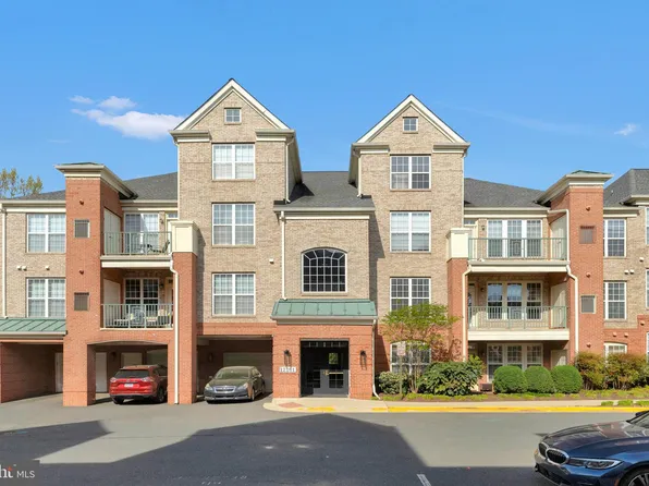 12161 Abington Hall Pl APT 202, Reston, VA 20190