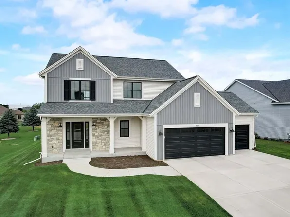 625 Lambert DRIVE, Slinger, WI 53086