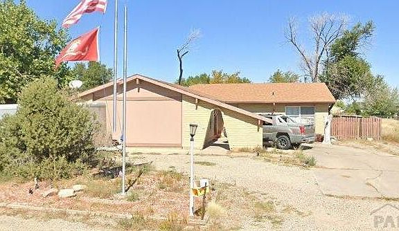 2nd image of 129 E Beshoar Dr