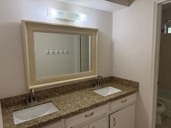 4th image of 515 Tresvant Dr