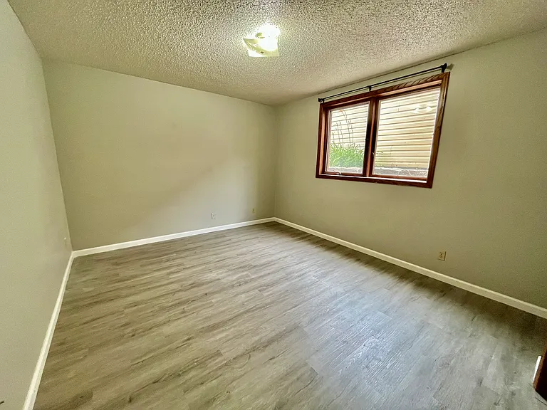 1826 B St #2 — Photo 7