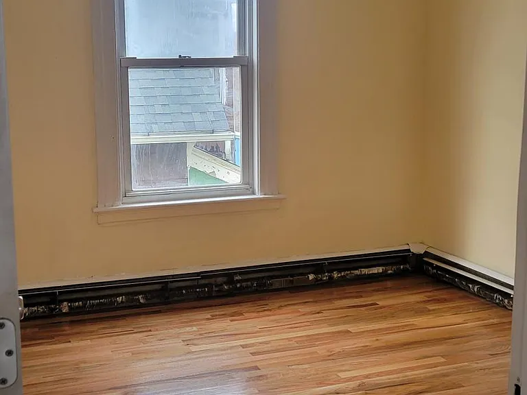 371 Congress Ave #3 — Photo 18