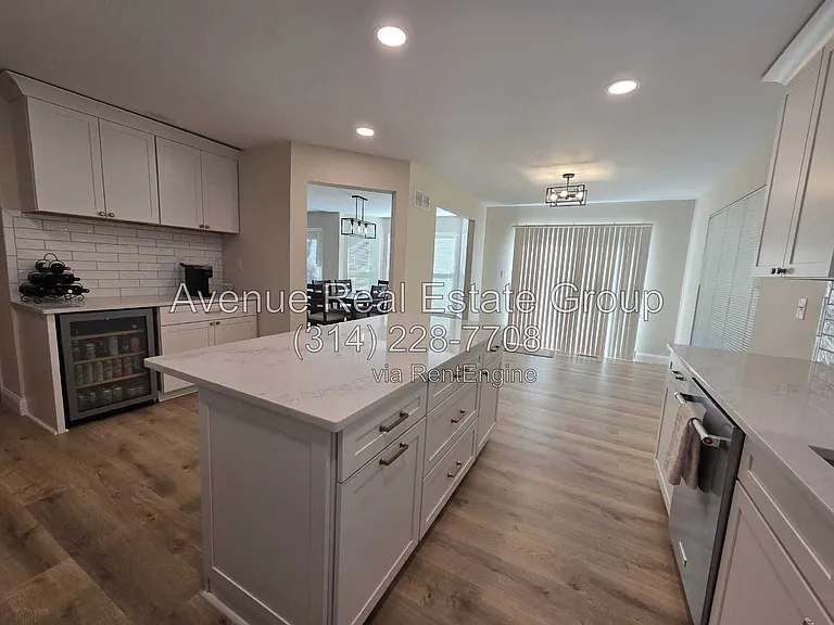 956 Briar Green Ct — Photo 8