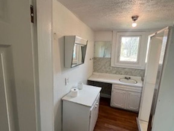 5th image of 547 S Lincoln St #1