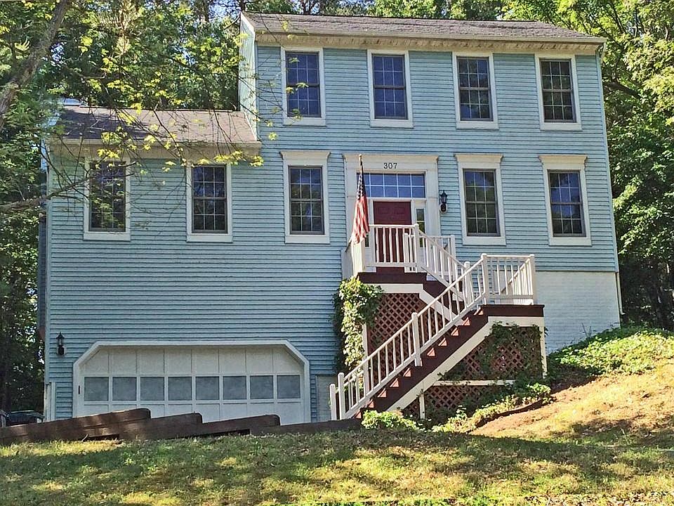 Exterior (Front) Stately Colonial