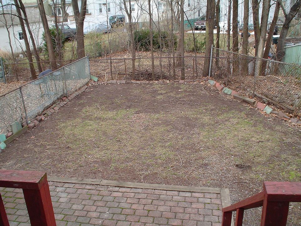 2nd image of 46 Prospect St