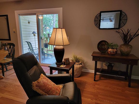 3rd image of 4225 Mitchell Creek Dr #B-3