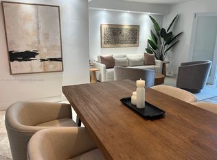 Roney Palace, Miami Beach, FL 33139