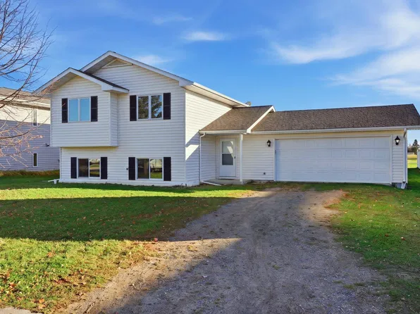 157 Liberty Dr NE, Blackduck, MN 56630