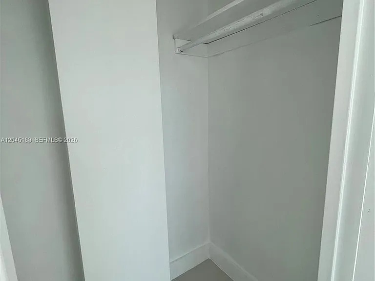 220 Kings Point Dr #502 — Photo 11
