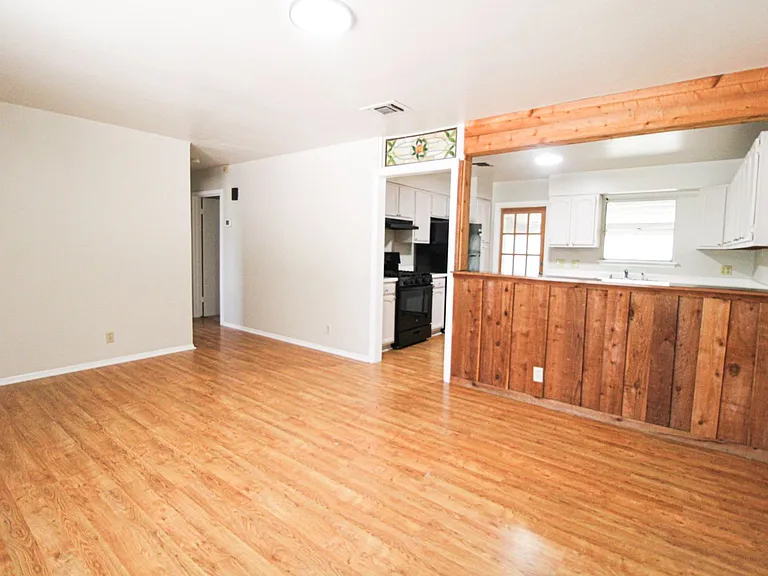 4102 Waikiki Dr — Photo 6