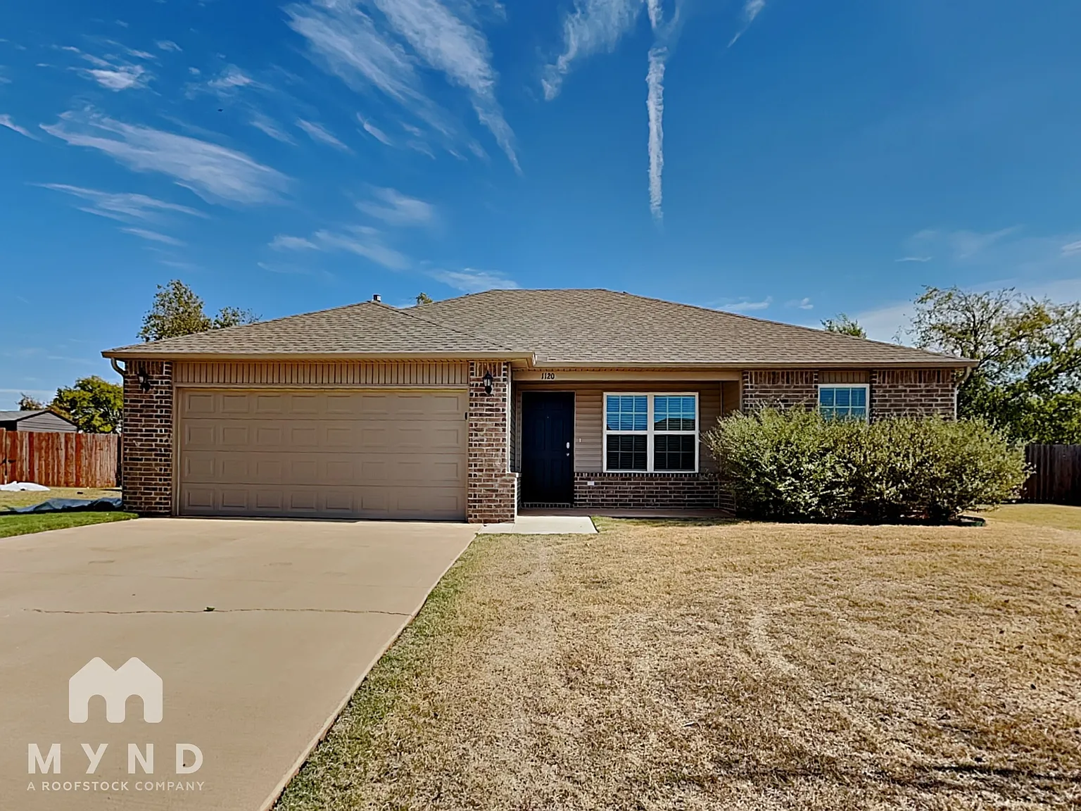 3 bed, 2.0 bath, 1199 sqft, $1,445 — Photo 2