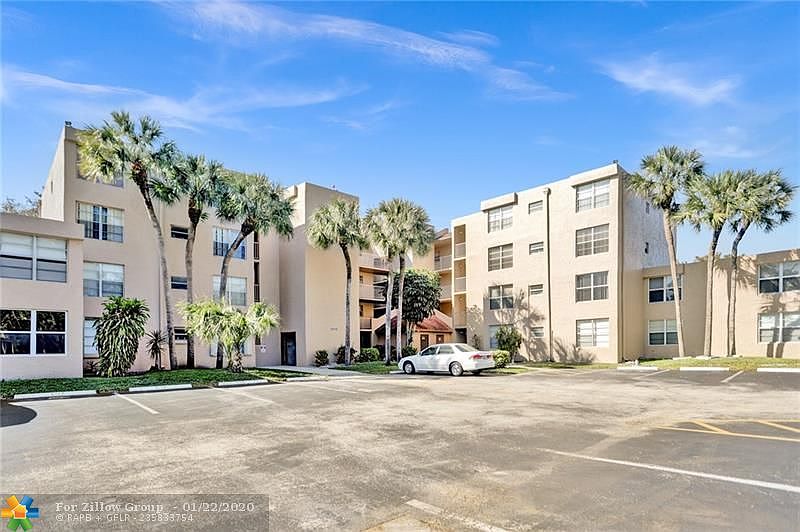 1st image of 9431 Live Oak Pl APT 108
