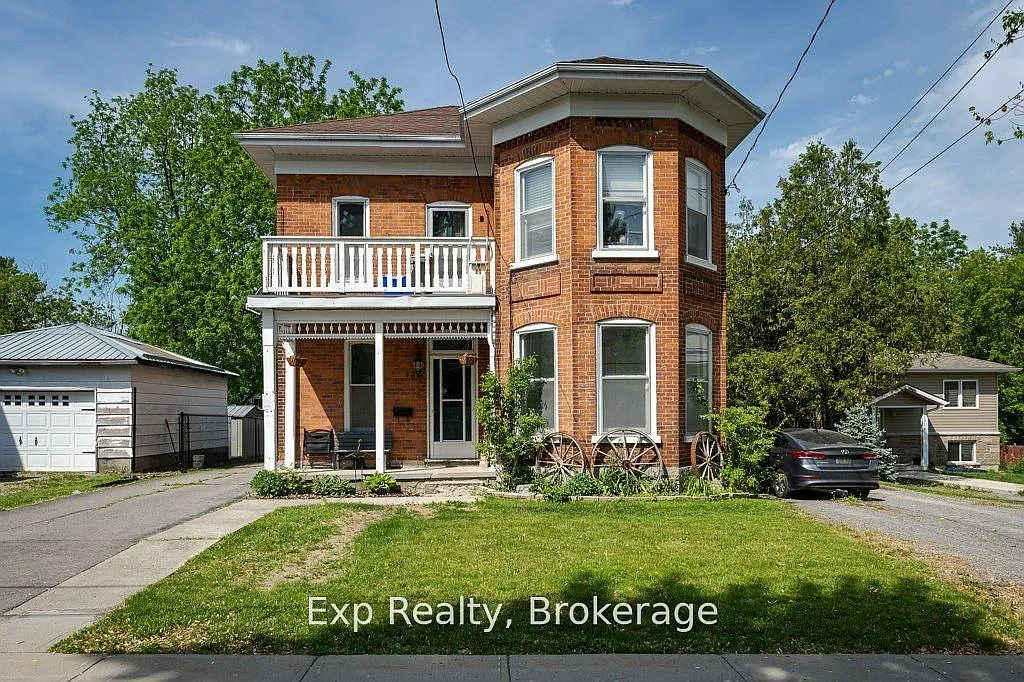2 bed, $1,750 — Photo 1