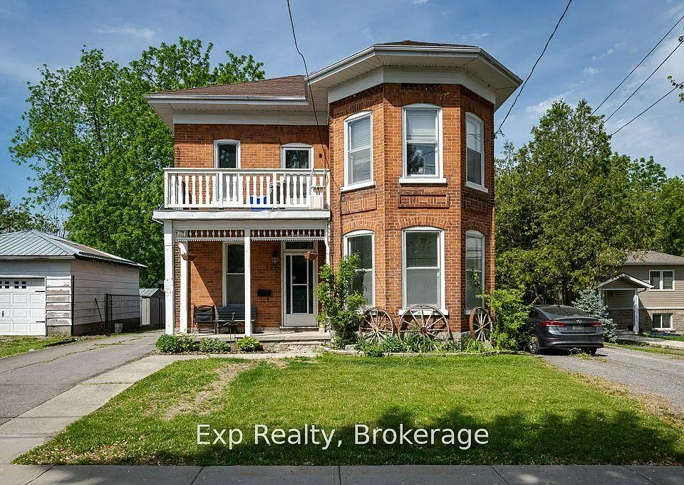 127 Green St