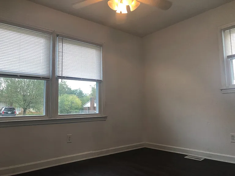 3605 Somerset Dr — Photo 11