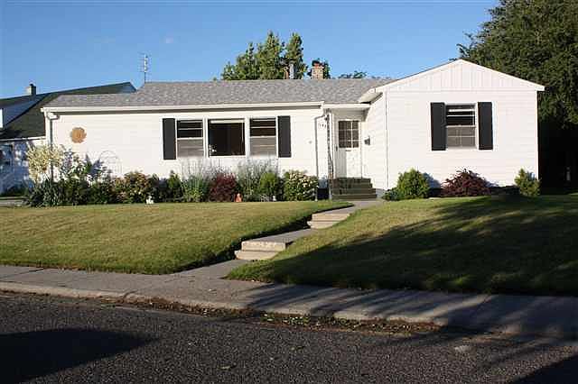 1st image of 1944 Hetrick Ave