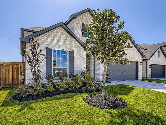 3rd image of 1351 Elderberry Ct