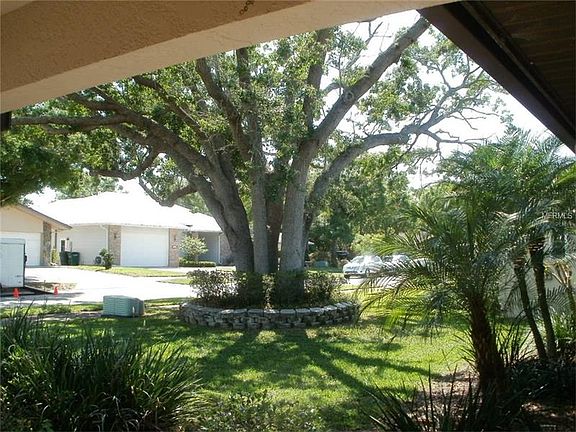 3rd image of 3107 Bishop Dr