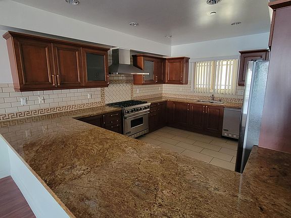 2nd image of 11846 Kiowa Ave #308