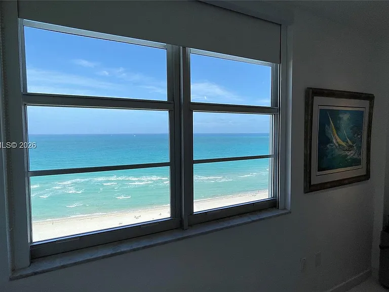 5701 Collins Ave #1714 — Photo 6