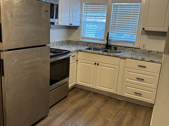2nd image of 310 W Campbell St #1