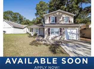 9142 Clubhouse Dr, Riverdale, GA 30274