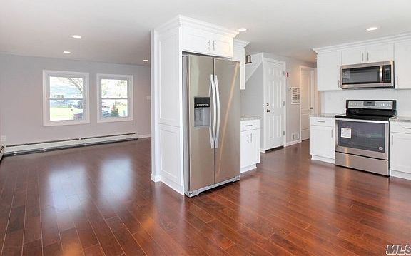 4th image of 16 Redpine Dr