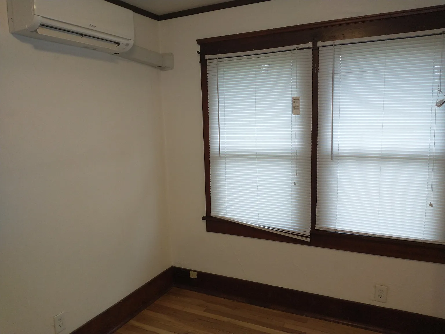 2 bed, 1050 sqft, $1,600 — Photo 3