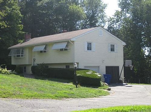 2nd image of 3 Barbara Ln