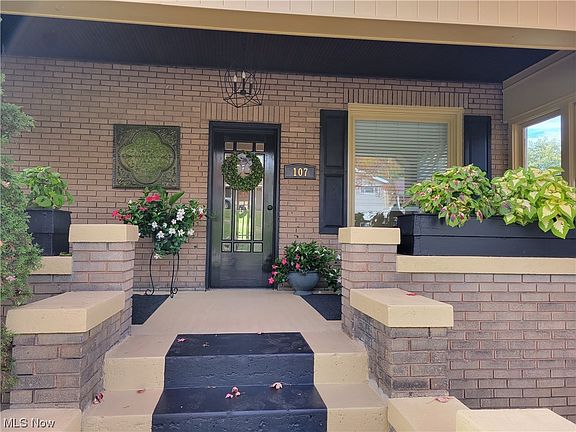 2nd image of 107 Jefferson Ave