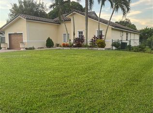 11520 NW 27th Ct, Plantation, FL 33323