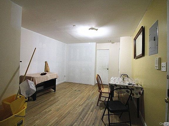 3rd image of 10448 38th Avenue
