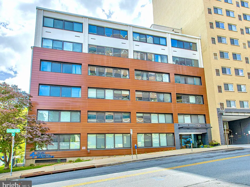 700 Roeder Rd #104
