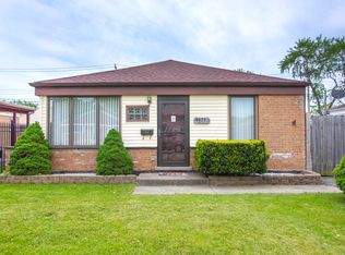 4677 W 82nd St, Chicago, IL 60652