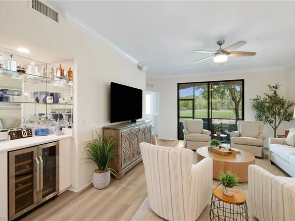 17986 Bonita National BLVD #2011, BONITA SPRINGS, FL 34135