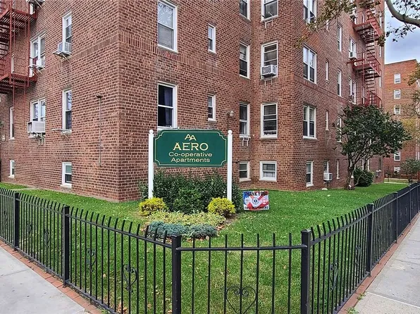 63-61 Yellowstone Blvd #2J, Forest Hills, NY 11375