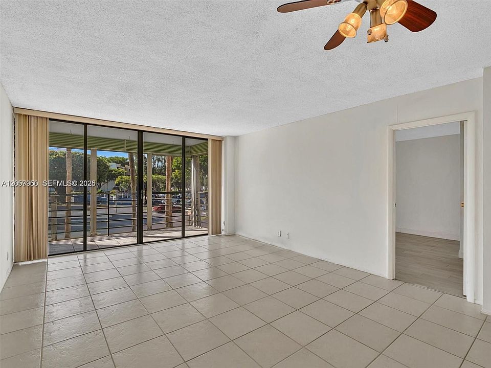 1st image of 20500 W Country Club Dr APT 203