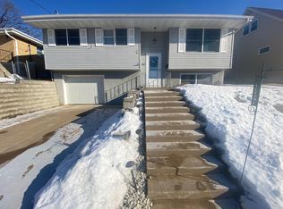 64 Gandolfo St, Dubuque, IA 52001