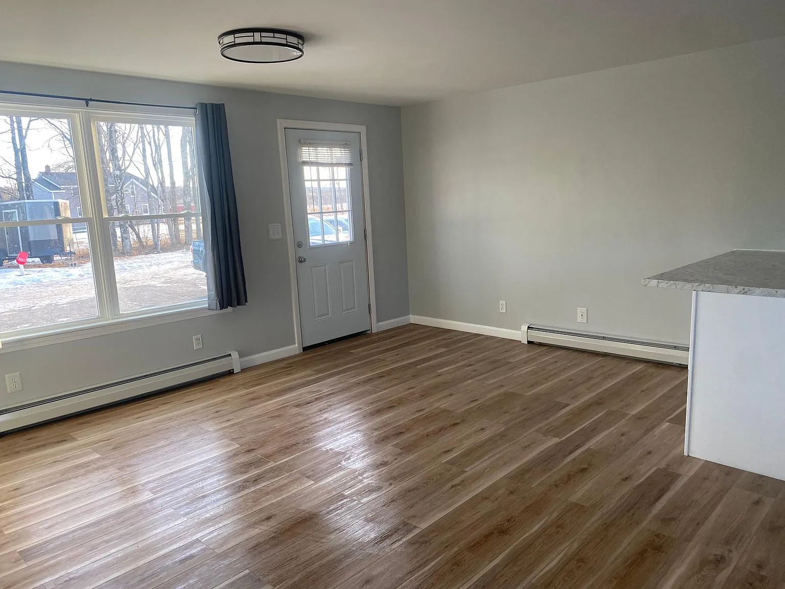 1 bed, 800 sqft, $1,400 — Photo 1