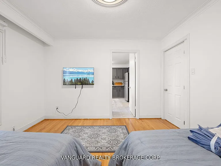 73 Centre Ave #MAIN — Photo 16