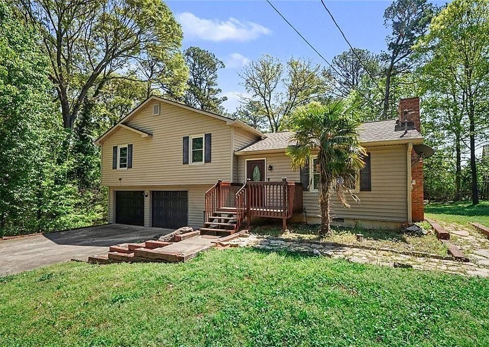 1st image of 3200 Woodbridge Ct