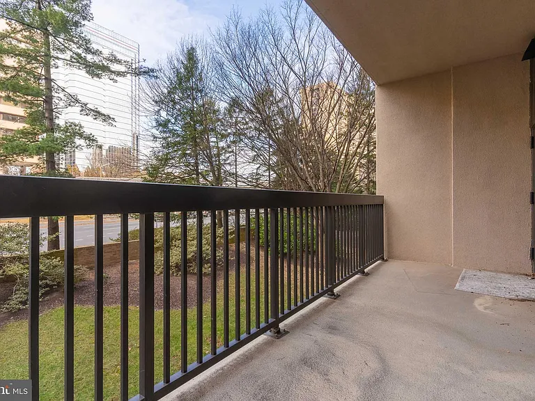3709 S George Mason Dr #115 — Photo 27
