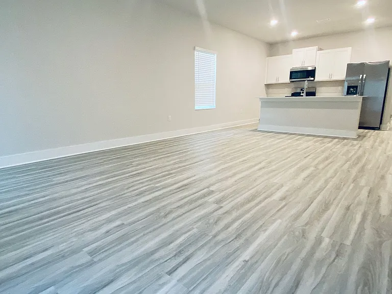9908 Starling Dr — Photo 7